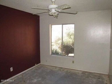 044-018634- bedroom three