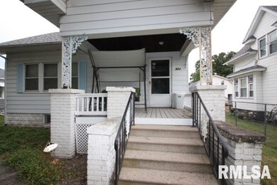 828 W 16th St, Davenport, IA 52804 - photo 2