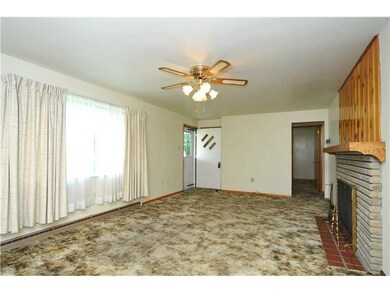 Living Room. Nicely Sized