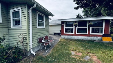 24 Driscoll St, Chicopee, MA 01020 - photo 4