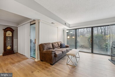 The Pines of Leisure World unit 1125, Silver Spring, MD 20906 - photo 4