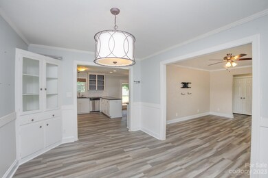 432 Virginia Ave, Statesville, NC 28677 - photo 6