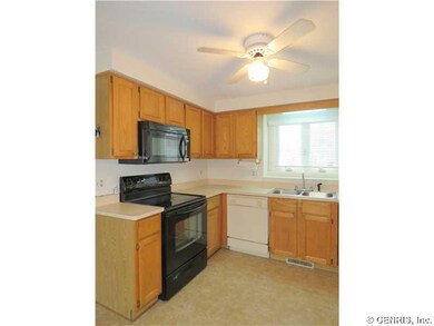 Kitchen. Kitchen with NEW Microwave and Floor