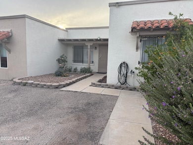 2650 S Oakenshield Way, Tucson, AZ 85730 - photo 2