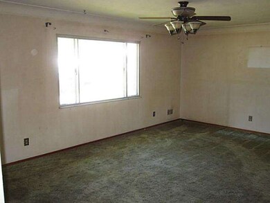 2351 Groveland Rd, Toledo, OH 43613 - photo 7