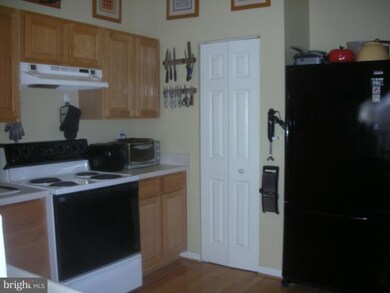 204 Toddson Ln, Owings Mills, MD 21117 - photo 5