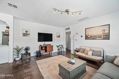 1525 E Palm Ln, Phoenix, AZ 85006 - photo 5