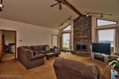 155 Shamrock Ln, Falls, PA 18615 - photo 7