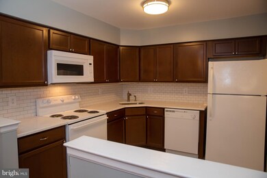 1 Uxbridge Place, Sewell, NJ 08080 - photo 5