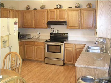 Spacious Kitchen w/ Quartz Stone Counter-Tops