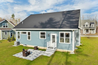 51 Lady Walsingham Way unit 29, Laconia, NH 03246 - photo 5