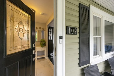 109 Circle Dr, Wrentham, MA 02093 - photo 2