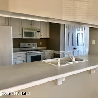 2506 Bentley Dr, Winterville, NC 28590 - photo 3