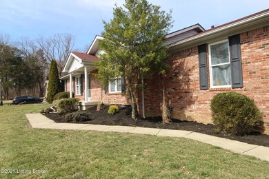114 Cedar Brook Ct, Mount Washington, KY 40047 - photo 3