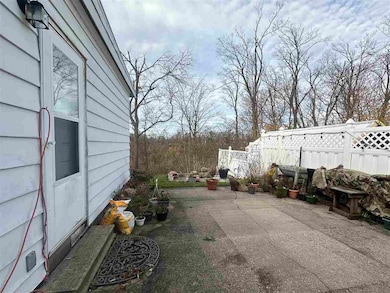 616 Elizabeth St, Petoskey, MI 49770 - photo 3