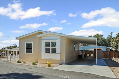 1700 S State St unit 19, Hemet, CA 92543 - photo 4