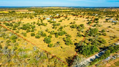 569 Funf Kinder Rd, Fredericksburg, TX 78624 - photo 2