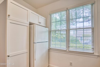233 Racine Kitchen-4