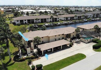 208 Lewis Cir unit 4, Punta Gorda, FL 33950 - photo 2