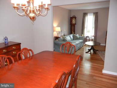 201 Copples Ln, Wallingford, PA 19086 - photo 5