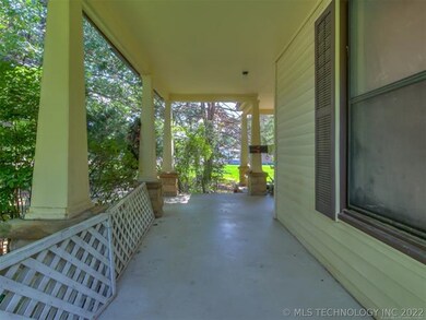 323 N Choctaw Ave, Claremore, OK 74017 - photo 5