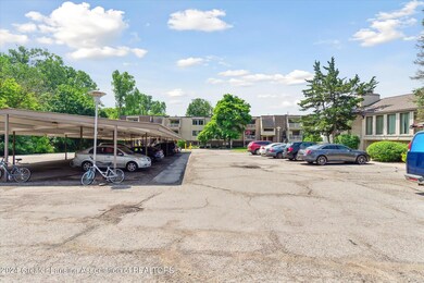 04-523-Bainbridge-Dr-#40-East-Lansing-MI