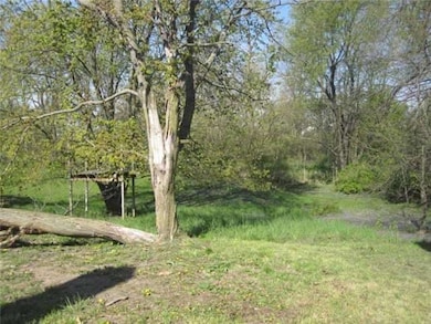 524 Lueke Ave, Woodville, OH 43469 - photo 6