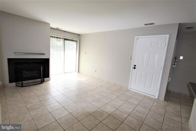 115 Ashton Ct unit 115, West Deptford, NJ 08051 - photo 5