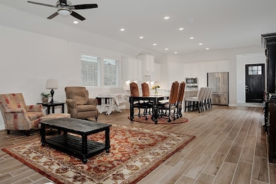 24906 Flint Lake Dr, Tomball, TX 77375 - photo 5