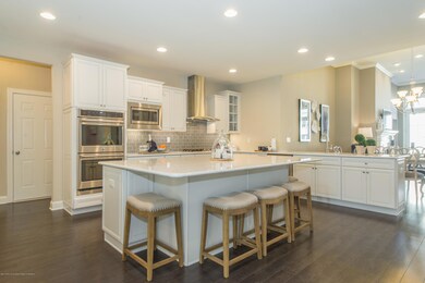 Gourmet Kitchen with Center Isalnd
