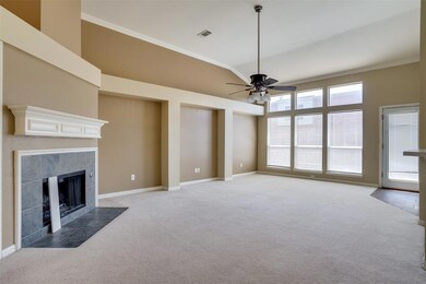 2100 Hemingway Dr, Denton, TX 76210 - photo 4