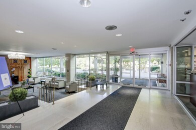 Park Sutton Condominiums, Silver Spring, MD 20910 - photo 5