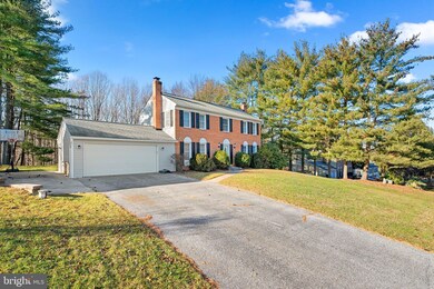5390 View Point Ct, Sykesville, MD 21784 - photo 2