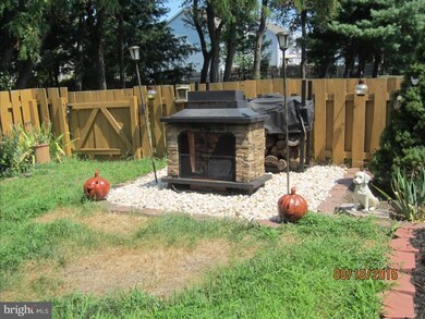 8 Clove Ct, Lumberton, NJ 08048 - photo 3