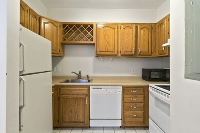 65 Hemenway St unit 4, Boston, MA 02115 - photo 6