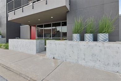 629 E 3rd St, Tulsa, OK 74120 - photo 3