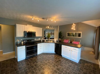 5957 Kensington Trail, Liberty Township, OH 45044 - photo 2