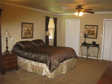 Bedroom. 2nd bedroom