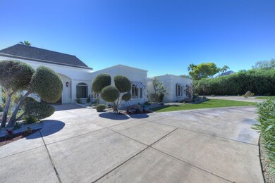 002_Front Entry-1