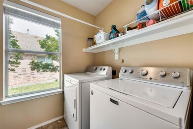 1316 Cedar Branch Dr, Wylie, TX 75098 - photo 6