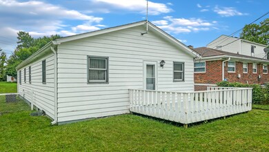 332 N 7th Ave, Beech Grove, IN 46107 - photo 3