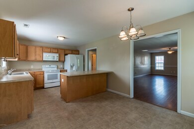 406 Silva Cove Kitchen 2