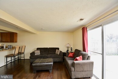 7327 Branchwood Terrace, Clinton, MD 20735 - photo 5