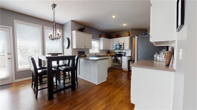 4729 Mund Rd, Shawnee, KS 66218 - photo 7