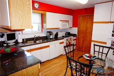 5519 E Rowland Rd, Toledo, OH 43613 - photo 5