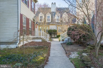 12832 Mill Brook Ct, Woodbridge, VA 22192 - photo 3