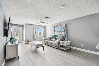 3160 Downing St, Clearwater, FL 33759 - photo 4