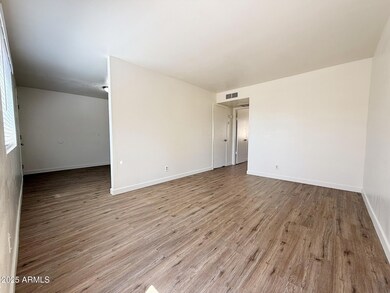 5918 W Alice Ave unit 4, Glendale, AZ 85302 - photo 5