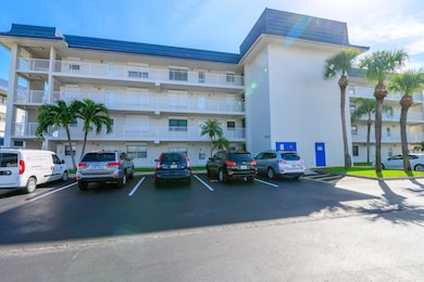 2150 N Hwy A1A Building
