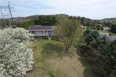 6725 Bruce Ln, Slatington, PA 18080 - photo 3